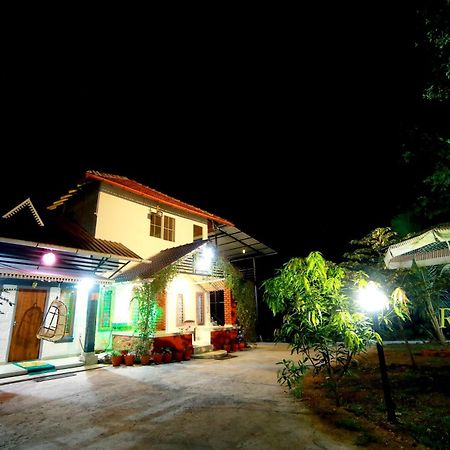 Rock Haven Wayanad Bed & Breakfast Kalpatta Ngoại thất bức ảnh